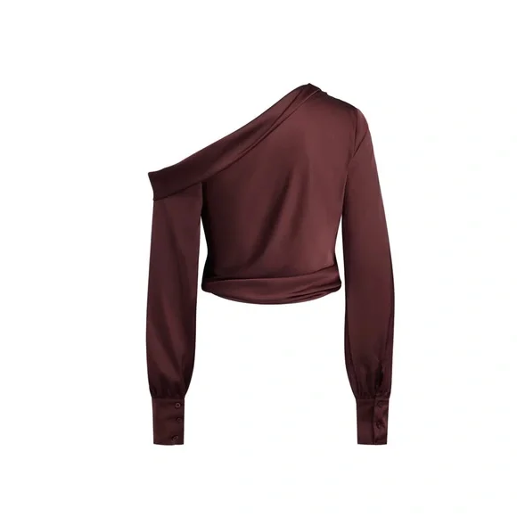 NWT LIONESS DAYDREAM OFF SHOULDER TOP IN GARNET - Picture 2 of 8